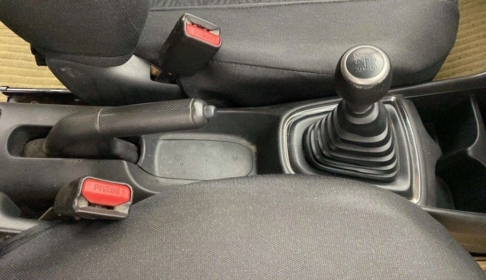 2019 Honda Amaze 1.2L I-VTEC VX, Petrol, Manual, 70,011 km, Gear Lever