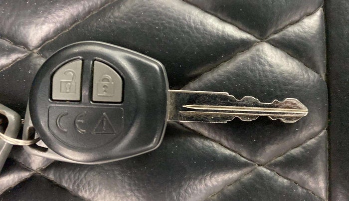 2022 Maruti Baleno DELTA PETROL 1.2, Petrol, Manual, 25,949 km, Key Close Up
