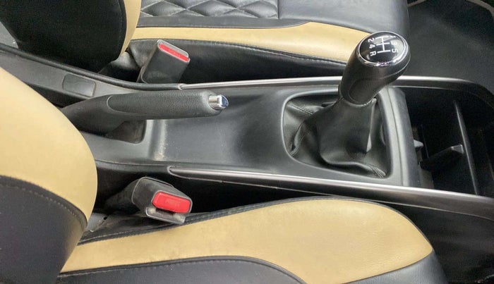 2022 Maruti Baleno DELTA PETROL 1.2, Petrol, Manual, 25,949 km, Gear Lever