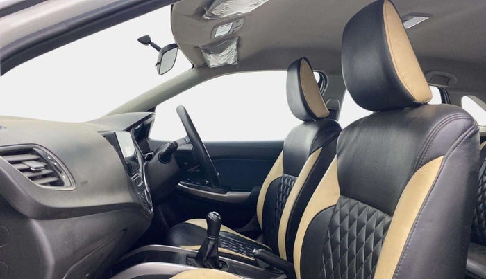 2022 Maruti Baleno DELTA PETROL 1.2, Petrol, Manual, 25,949 km, Right Side Front Door Cabin