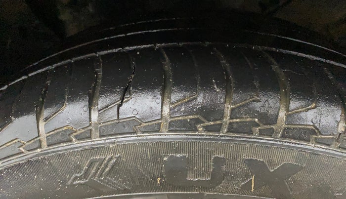 2019 KIA SELTOS HTX 1.5 PETROL, Petrol, Manual, 97,587 km, Left Front Tyre Tread