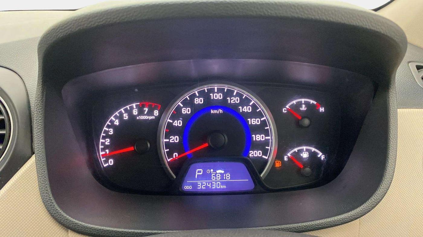 2019 Hyundai Grand i10 SPORTZ AT 1.2 KAPPA VTVT, Petrol, Automatic, 32,430 km, Odometer Image