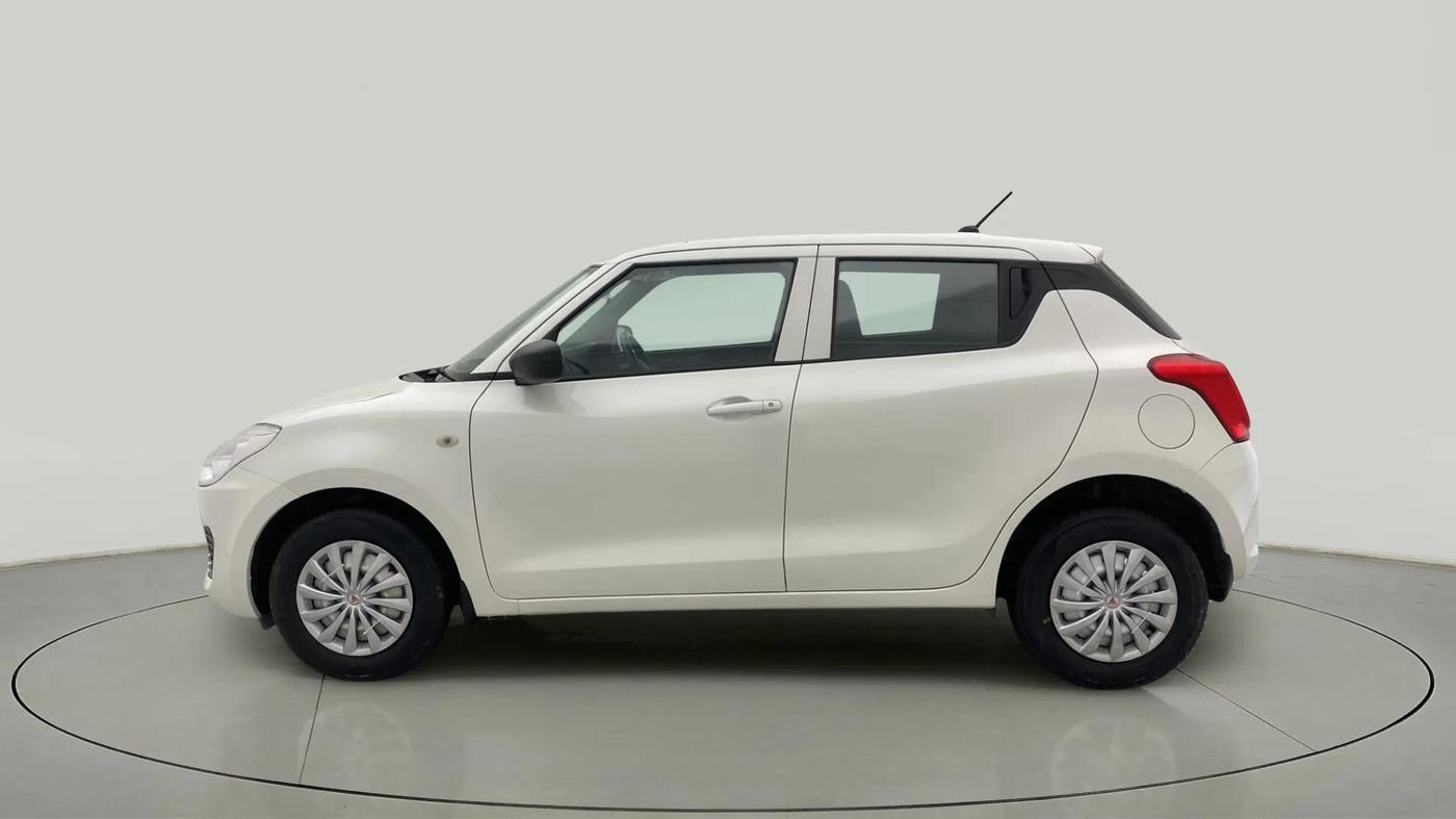 2020 Maruti Swift LXI, Petrol, Manual, 31,638 km, Left Side