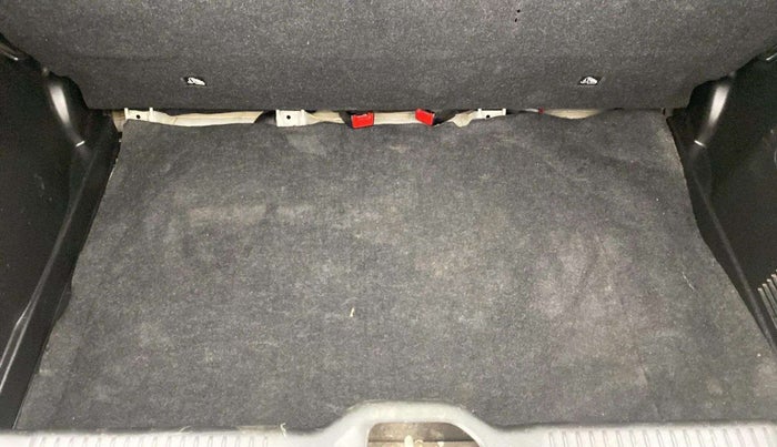 2020 Maruti Swift LXI, Petrol, Manual, 31,638 km, Boot Inside
