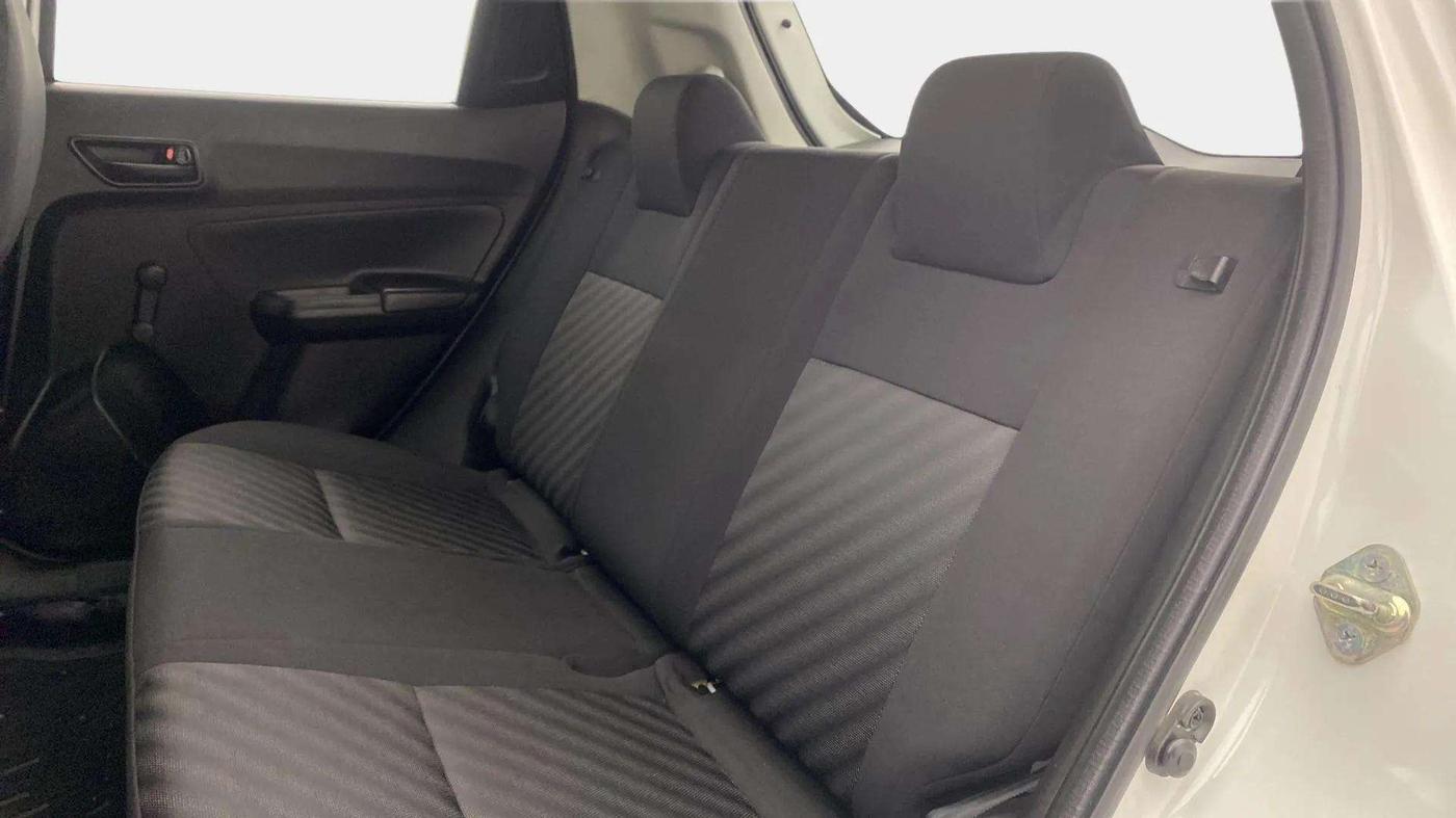 2020 Maruti Swift LXI, Petrol, Manual, 31,638 km, Right Side Rear Door Cabin
