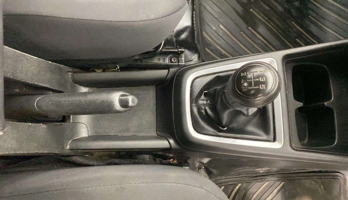 2020 Maruti Swift LXI, Petrol, Manual, 31,638 km, Gear Lever