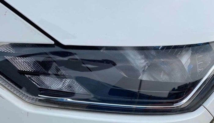 2023 Nissan MAGNITE XE, Petrol, Manual, 15,313 km, Left headlight - Clamp has minor damage