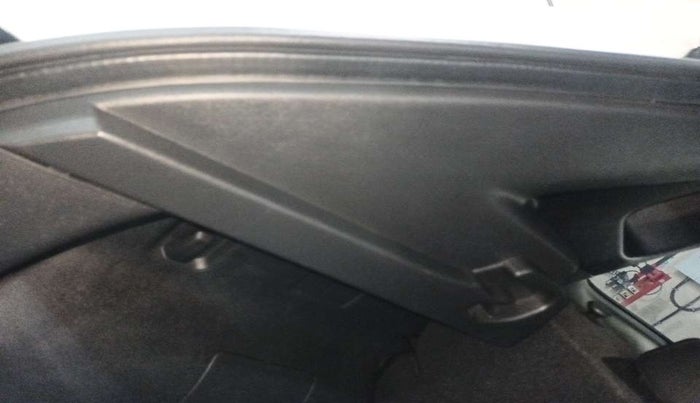 2023 Nissan MAGNITE XE, Petrol, Manual, 15,313 km, Dicky (Boot door) - Parcel tray missing