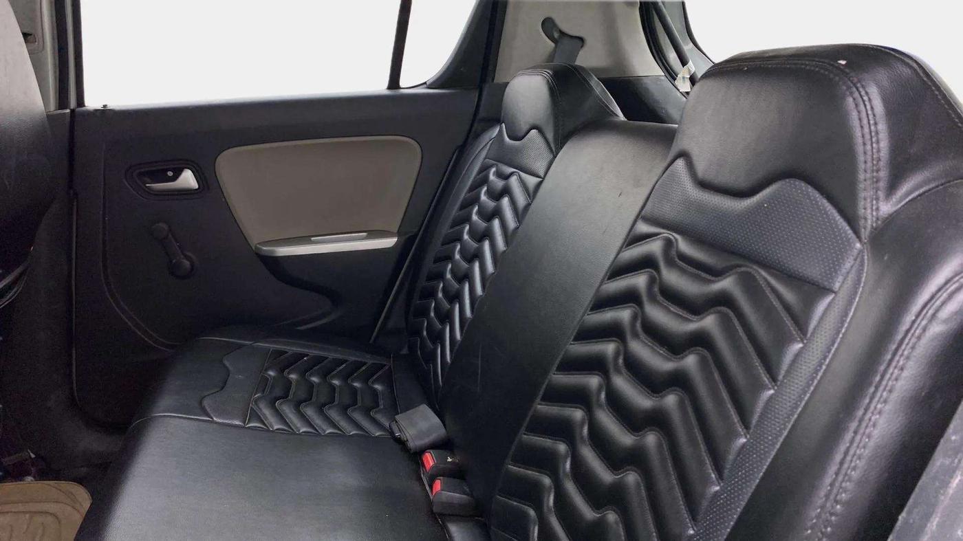 2018 Maruti Alto K10 VXI, Petrol, Manual, 43,461 km, Right Side Rear Door Cabin