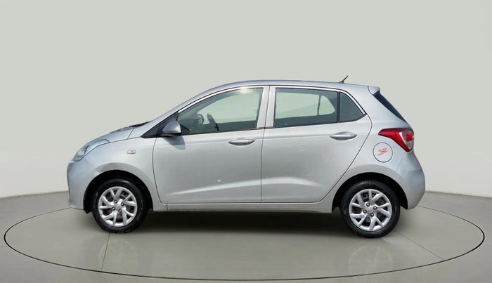 2017 Hyundai Grand i10 SPORTZ 1.2 KAPPA VTVT, Petrol, Manual, 38,650 km, Left Side