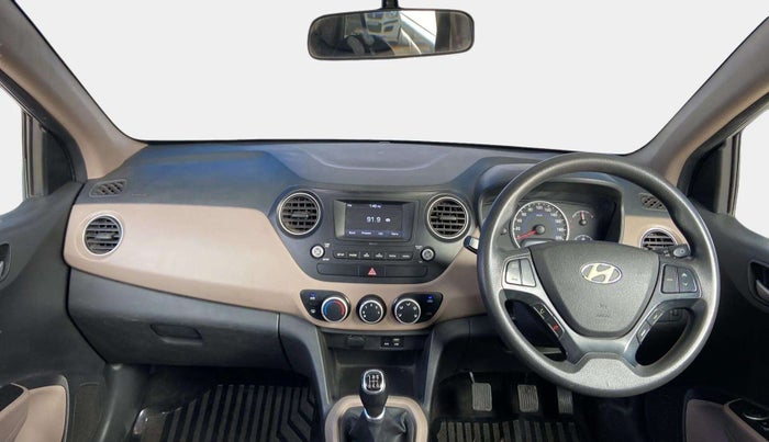 2017 Hyundai Grand i10 SPORTZ 1.2 KAPPA VTVT, Petrol, Manual, 38,650 km, Dashboard