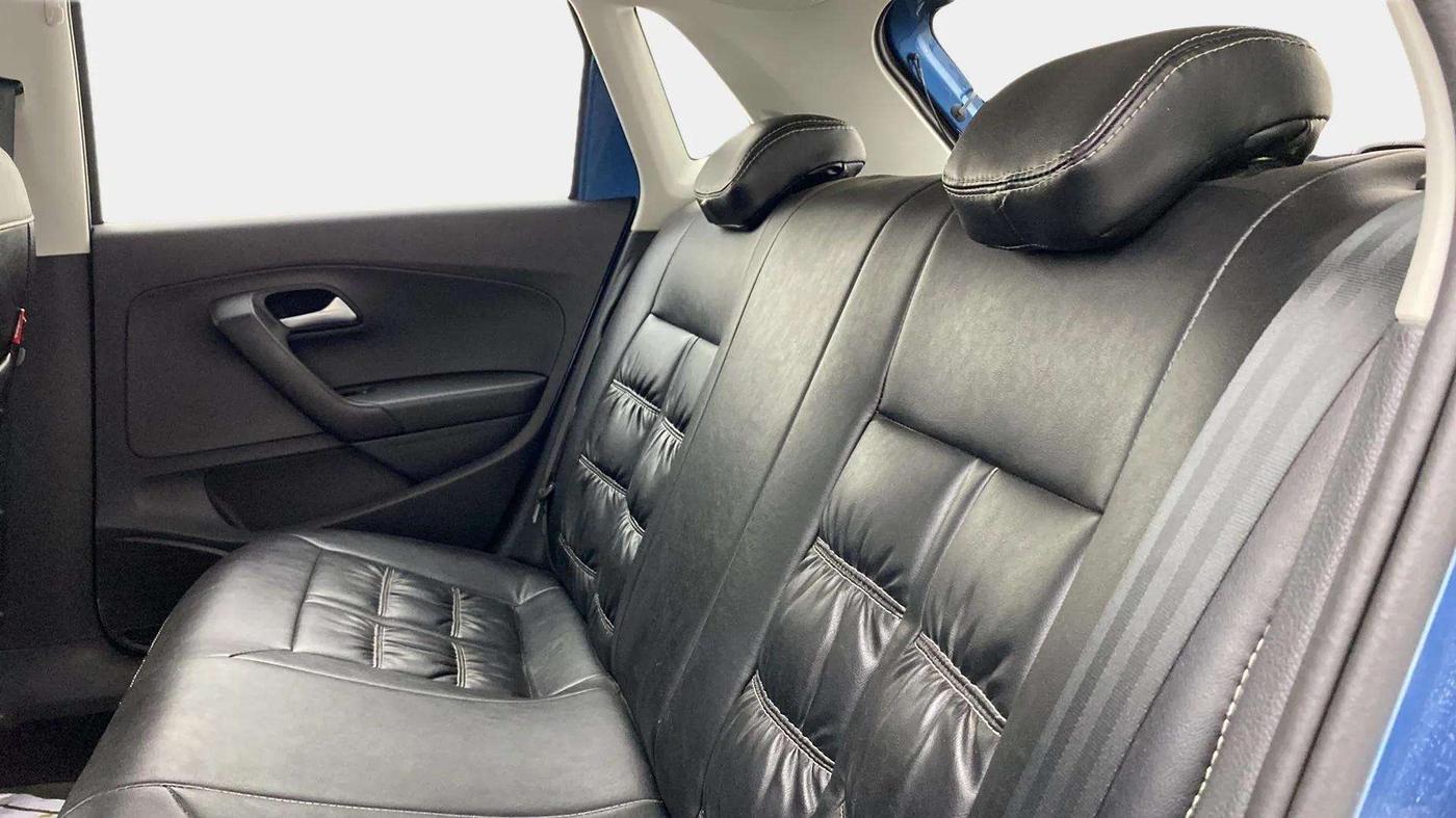 2018 Volkswagen Polo HIGHLINE PLUS 1.2(16 ALLOY, Petrol, Manual, 64,556 km, Right Side Rear Door Cabin