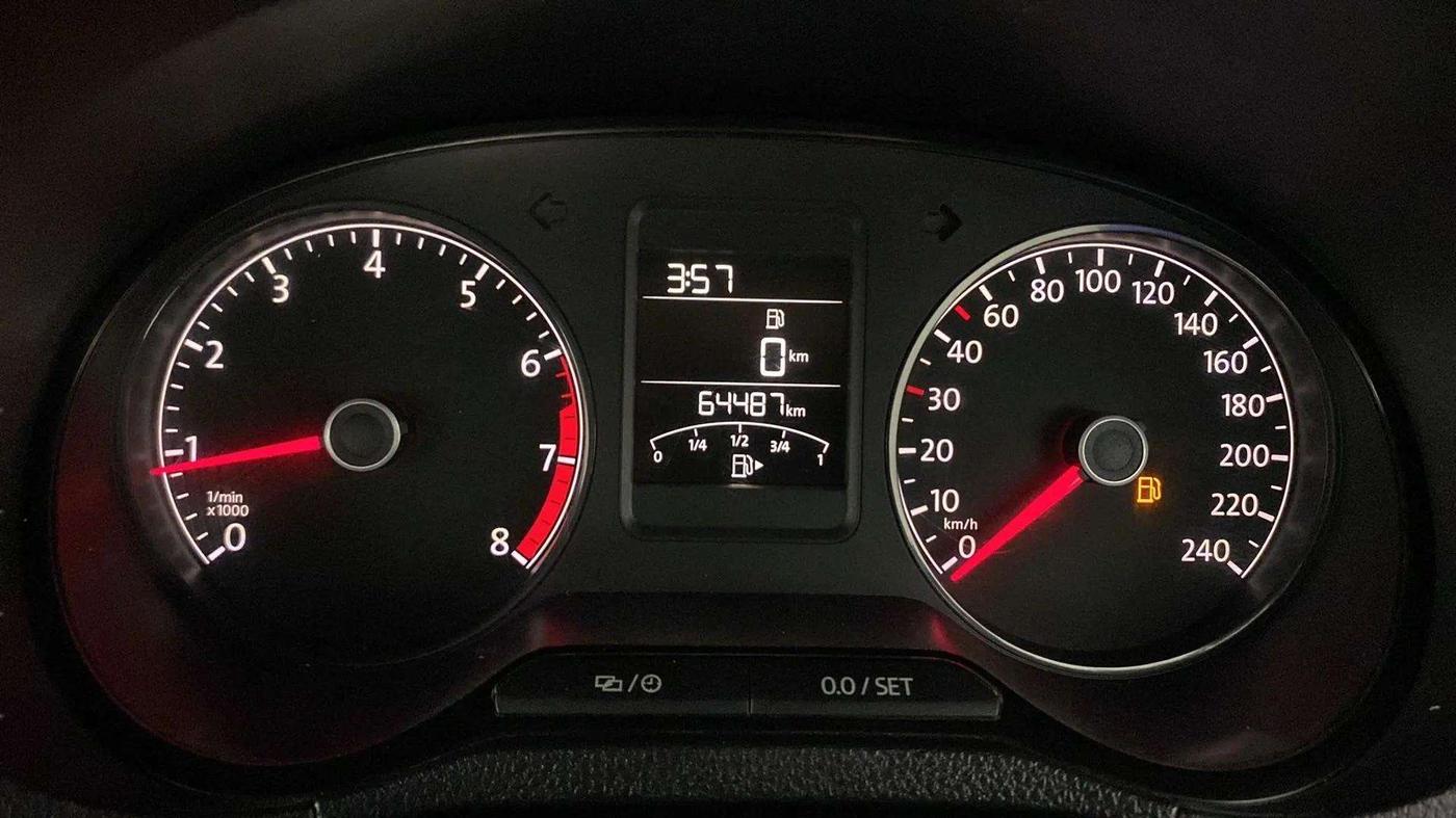 2018 Volkswagen Polo HIGHLINE PLUS 1.2(16 ALLOY, Petrol, Manual, 64,556 km, Odometer Image