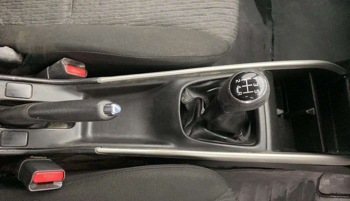 2016 Maruti Baleno DELTA PETROL 1.2, Petrol, Manual, 40,138 km, Gear Lever