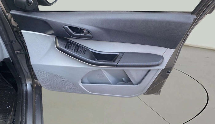 2020 Tata Tiago XT PETROL, Petrol, Manual, 59,267 km, Driver Side Door Panels Control