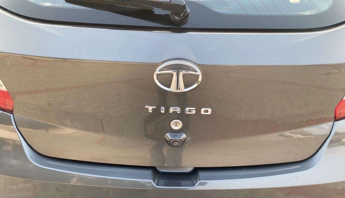 2020 Tata Tiago XZ PLUS PETROL, Petrol, Manual, 27,045 km, Dicky (Boot door) - Minor scratches