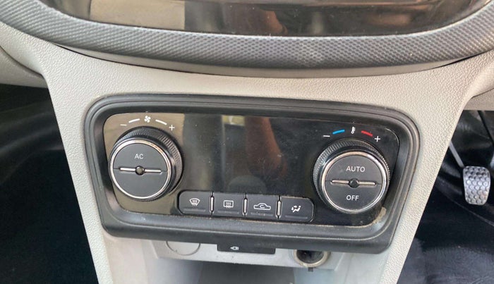 2020 Tata Tiago XZ PLUS PETROL, Petrol, Manual, 27,045 km, AC Unit - Directional switch has minor damage