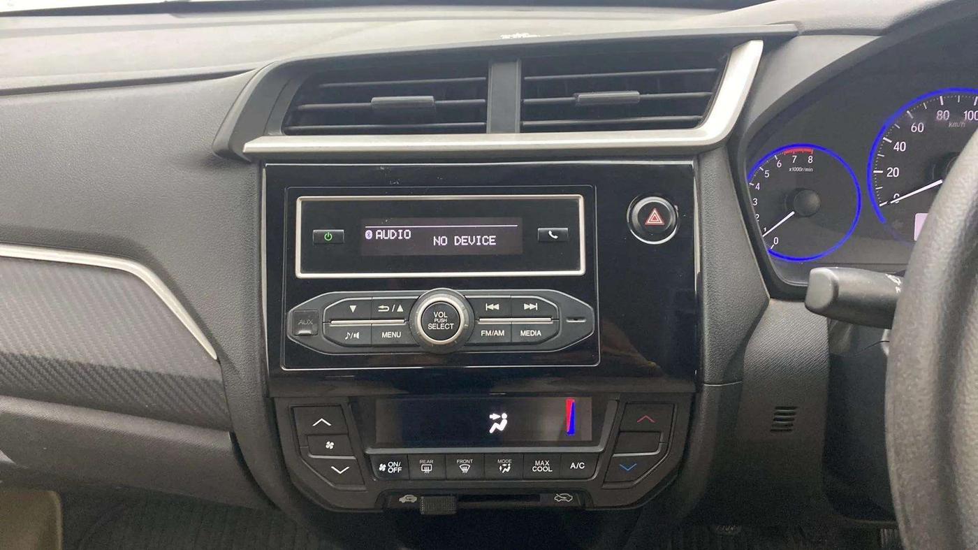 2016 Honda Brio S MT, Petrol, Manual, 64,019 km, Air Conditioner