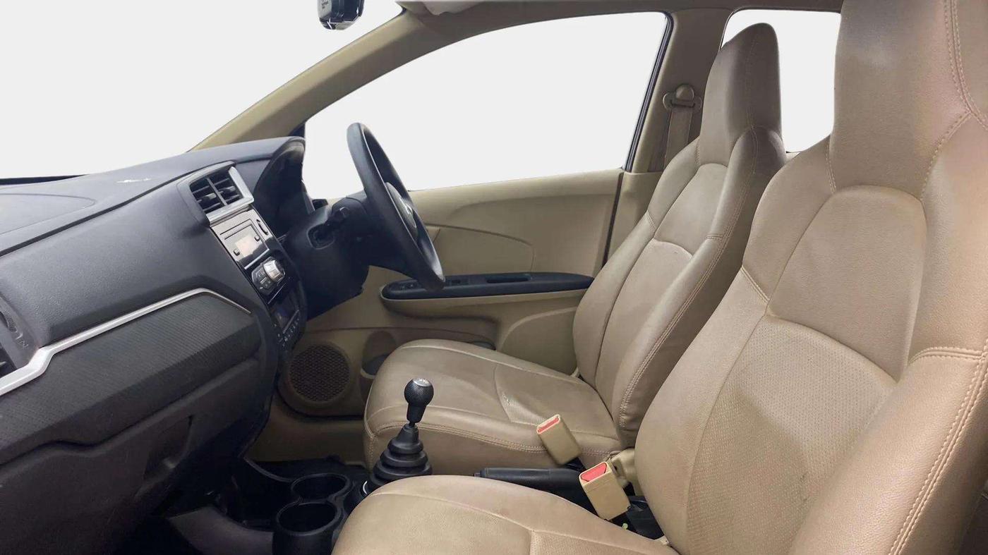 2016 Honda Brio S MT, Petrol, Manual, 64,019 km, Right Side Front Door Cabin