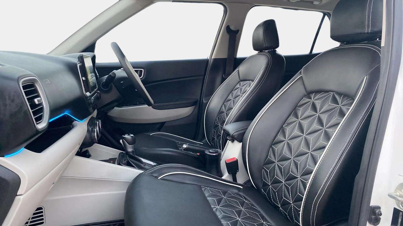 2019 Hyundai VENUE SX PLUS 1.0 TURBO DCT, Petrol, Automatic, 59,176 km, Right Side Front Door Cabin