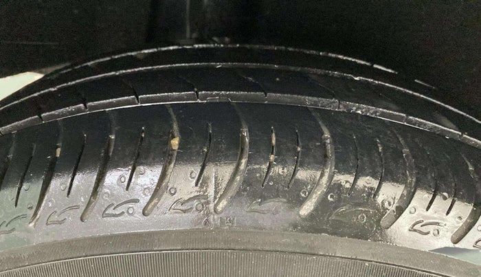 2021 Maruti Baleno SIGMA PETROL 1.2, Petrol, Manual, 36,302 km, Left Front Tyre Tread