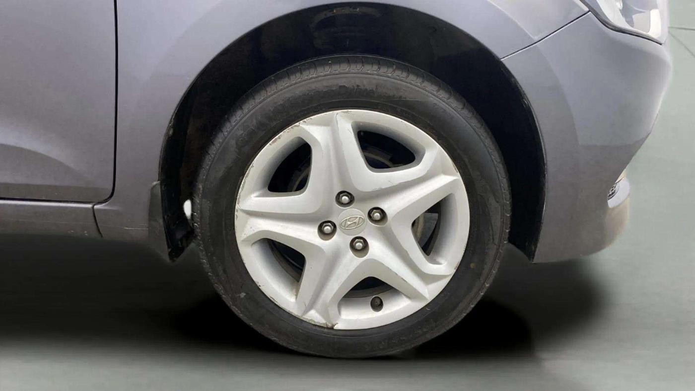 2017 Hyundai Elite i20 ASTA 1.2, Petrol, Manual, 73,948 km, Right Front Wheel