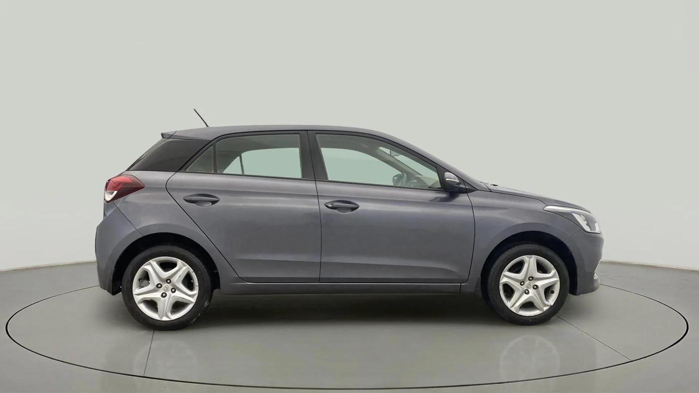 2017 Hyundai Elite i20 ASTA 1.2, Petrol, Manual, 73,948 km, Right Side View
