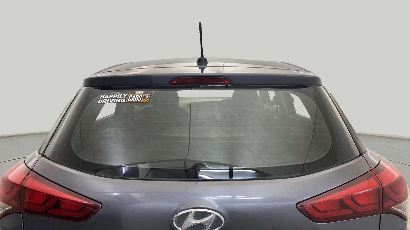 2017 Hyundai Elite i20 ASTA 1.2, Petrol, Manual, 73,948 km, Rear Windshield
