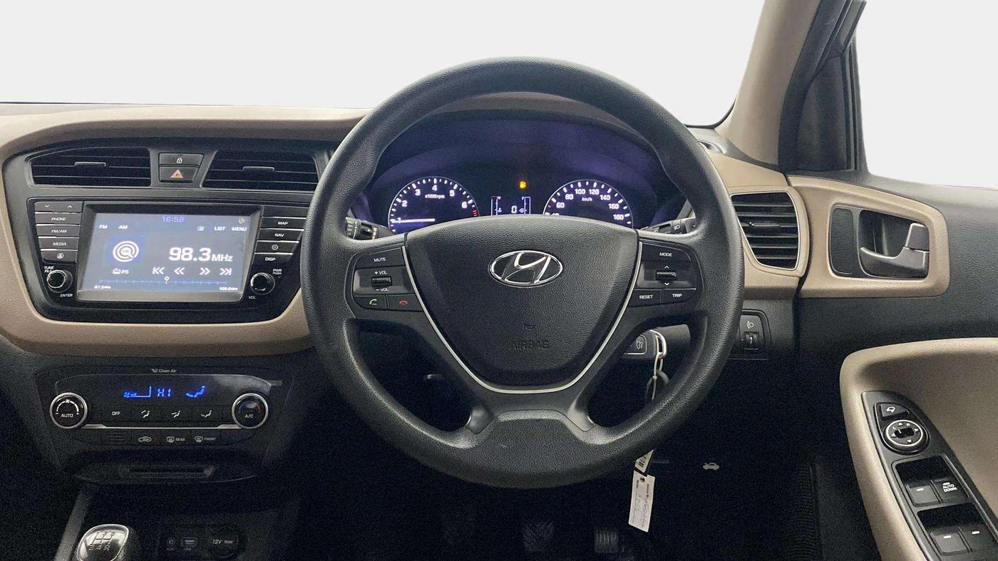 2017 Hyundai Elite i20 ASTA 1.2, Petrol, Manual, 73,948 km, Steering Wheel Close Up