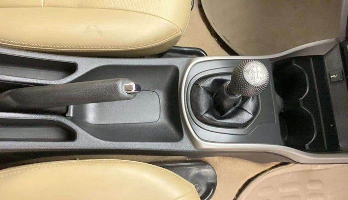 2019 Honda City 1.5L I-VTEC V MT, Petrol, Manual, 31,578 km, Gear Lever