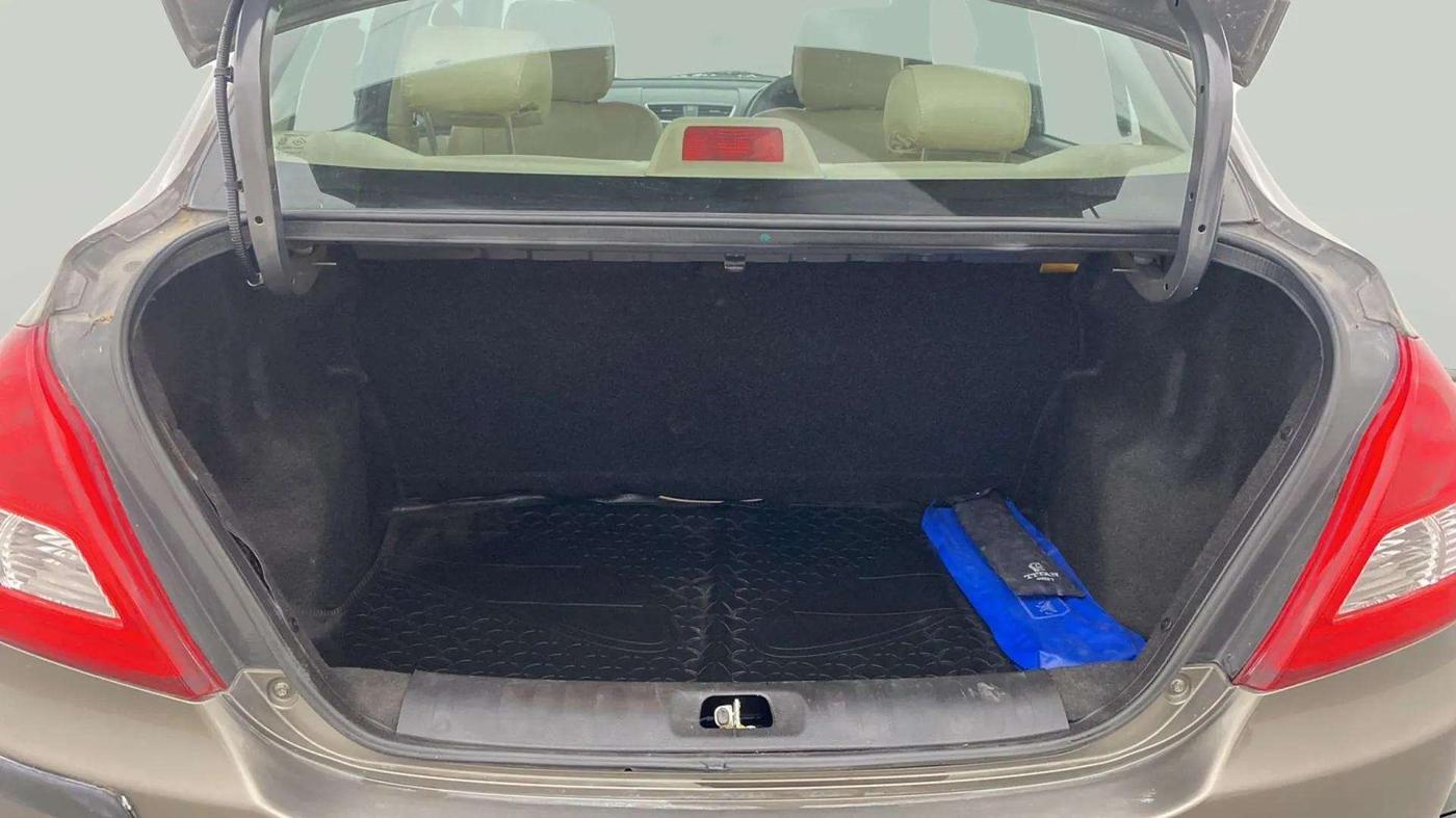 2017 Maruti Swift Dzire VXI (O), Petrol, Manual, 17,923 km, Boot Inside