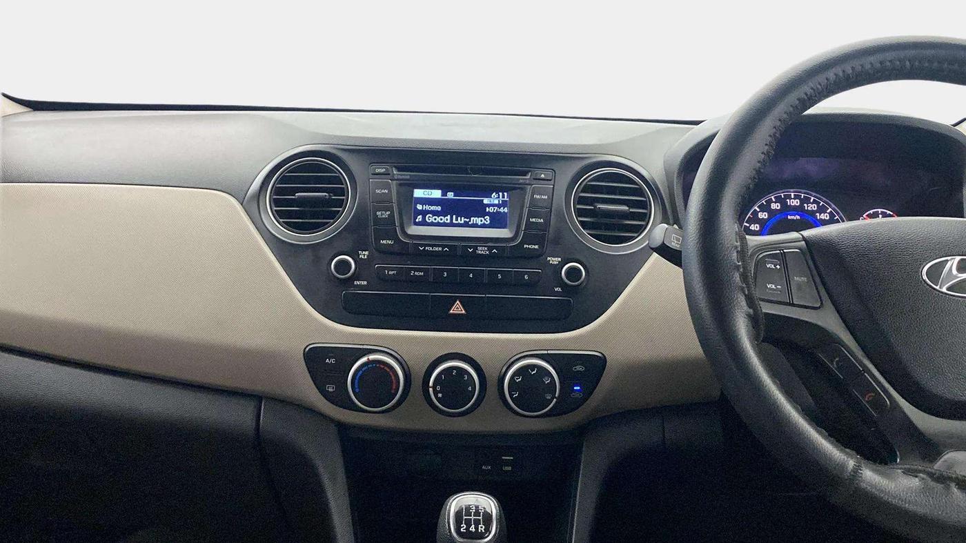 2015 Hyundai Grand i10 ASTA 1.2 KAPPA VTVT, Petrol, Manual, 49,832 km, Air Conditioner