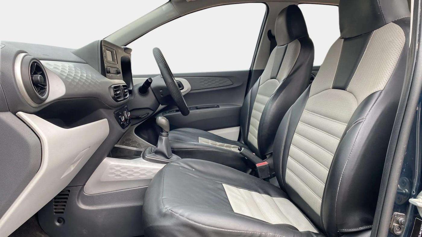 2021 Hyundai GRAND I10 NIOS MAGNA 1.2 KAPPA VTVT, Petrol, Manual, 74,291 km, Right Side Front Door Cabin