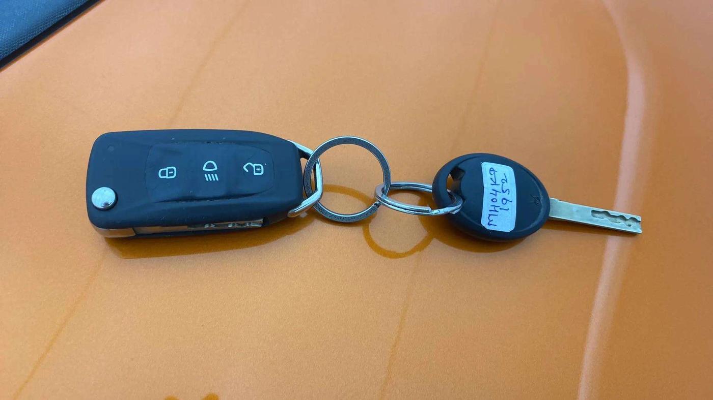 2019 Tata Tiago XZA PLUS PETROL, Petrol, Automatic, 69,611 km, Key Close Up