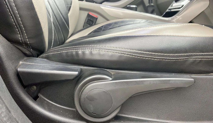 2018 Tata NEXON XZ PLUS PETROL, Petrol, Manual, 83,851 km, Driver Side Adjustment Panel