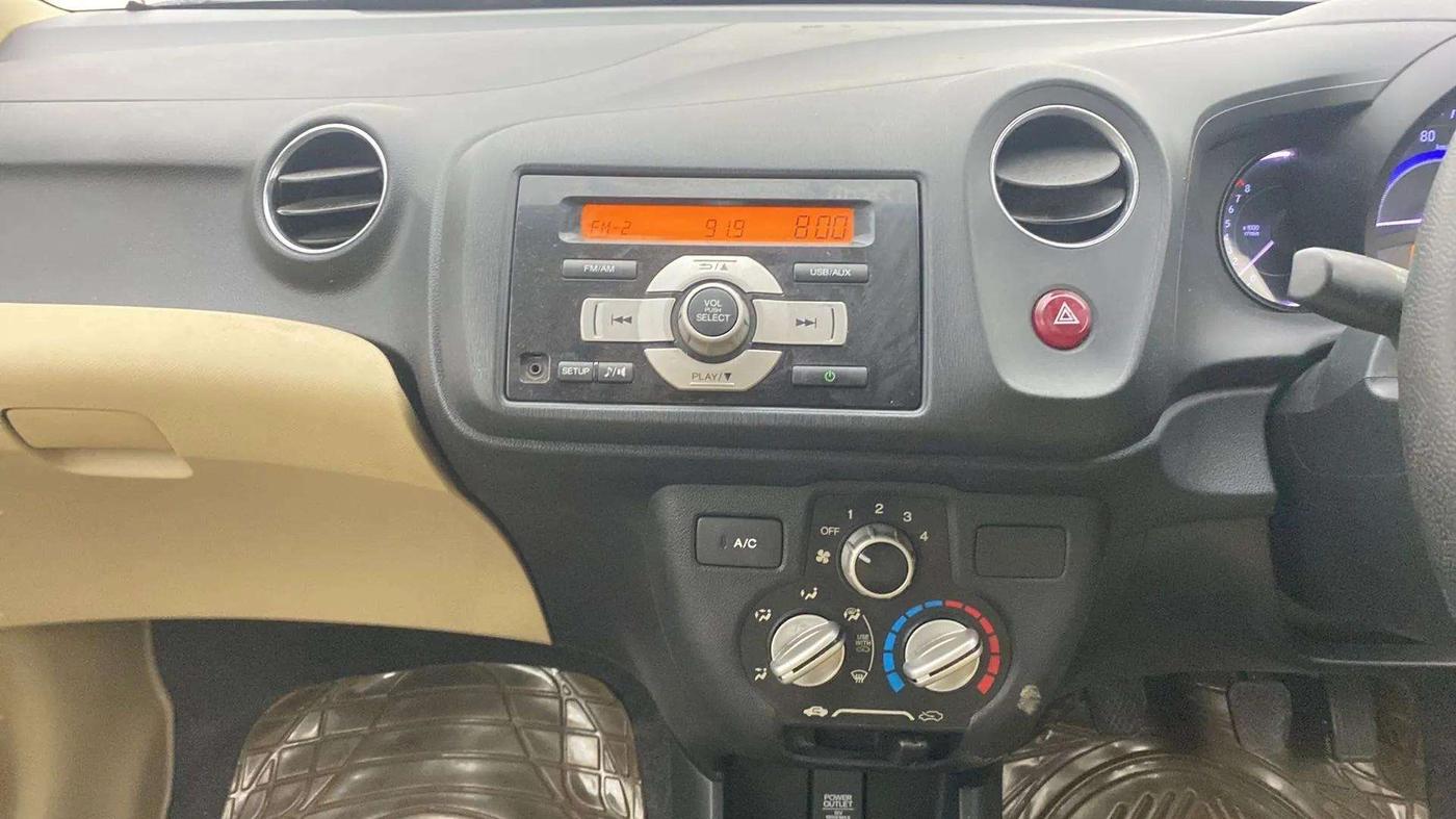2015 Honda Amaze 1.2L I-VTEC S, Petrol, Manual, 30,496 km, Air Conditioner