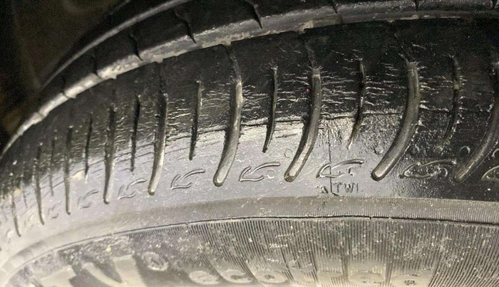 2021 Maruti Baleno SIGMA PETROL 1.2, Petrol, Manual, 22,146 km, Right Rear Tyre Tread