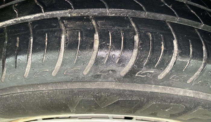 2021 Maruti Baleno SIGMA PETROL 1.2, Petrol, Manual, 22,146 km, Right Front Tyre Tread