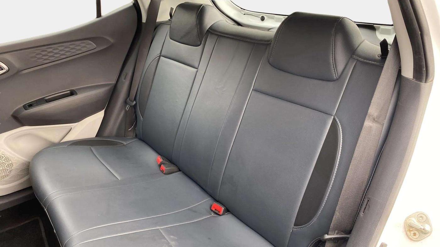 2022 Hyundai GRAND I10 NIOS SPORTZ 1.2 KAPPA VTVT, Petrol, Manual, 29,855 km, Right Side Rear Door Cabin