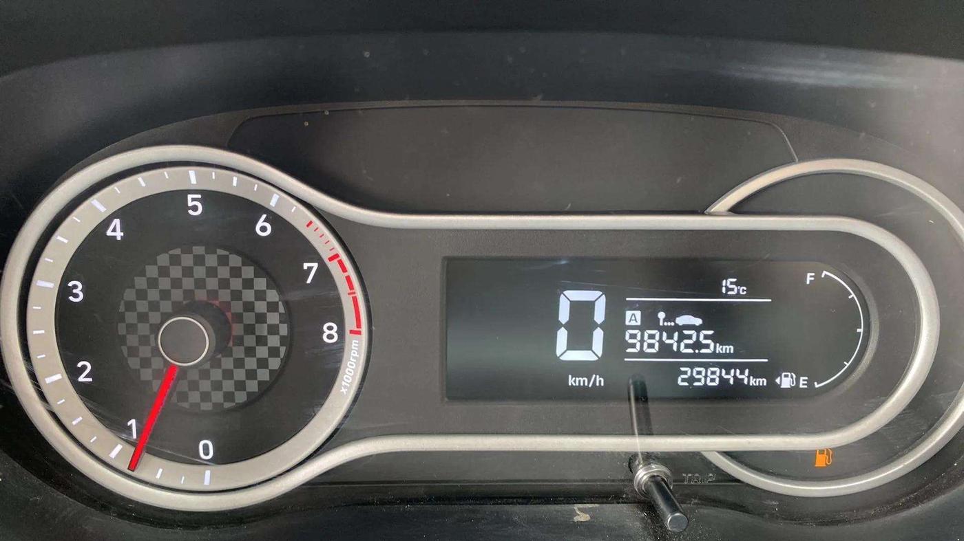 2022 Hyundai GRAND I10 NIOS SPORTZ 1.2 KAPPA VTVT, Petrol, Manual, 29,855 km, Odometer Image