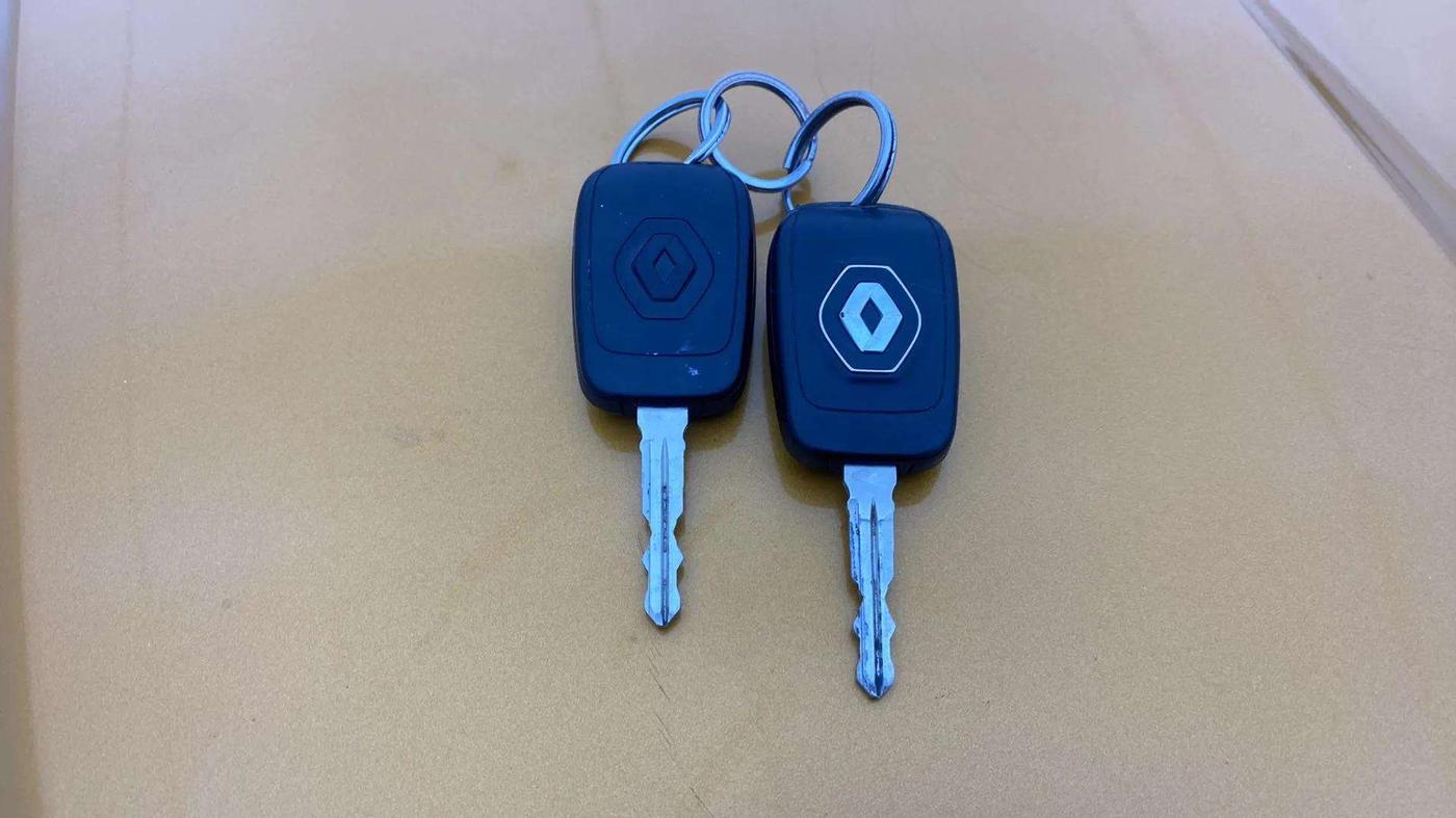2021 Renault TRIBER RXT, Petrol, Manual, 25,792 km, Key Close Up