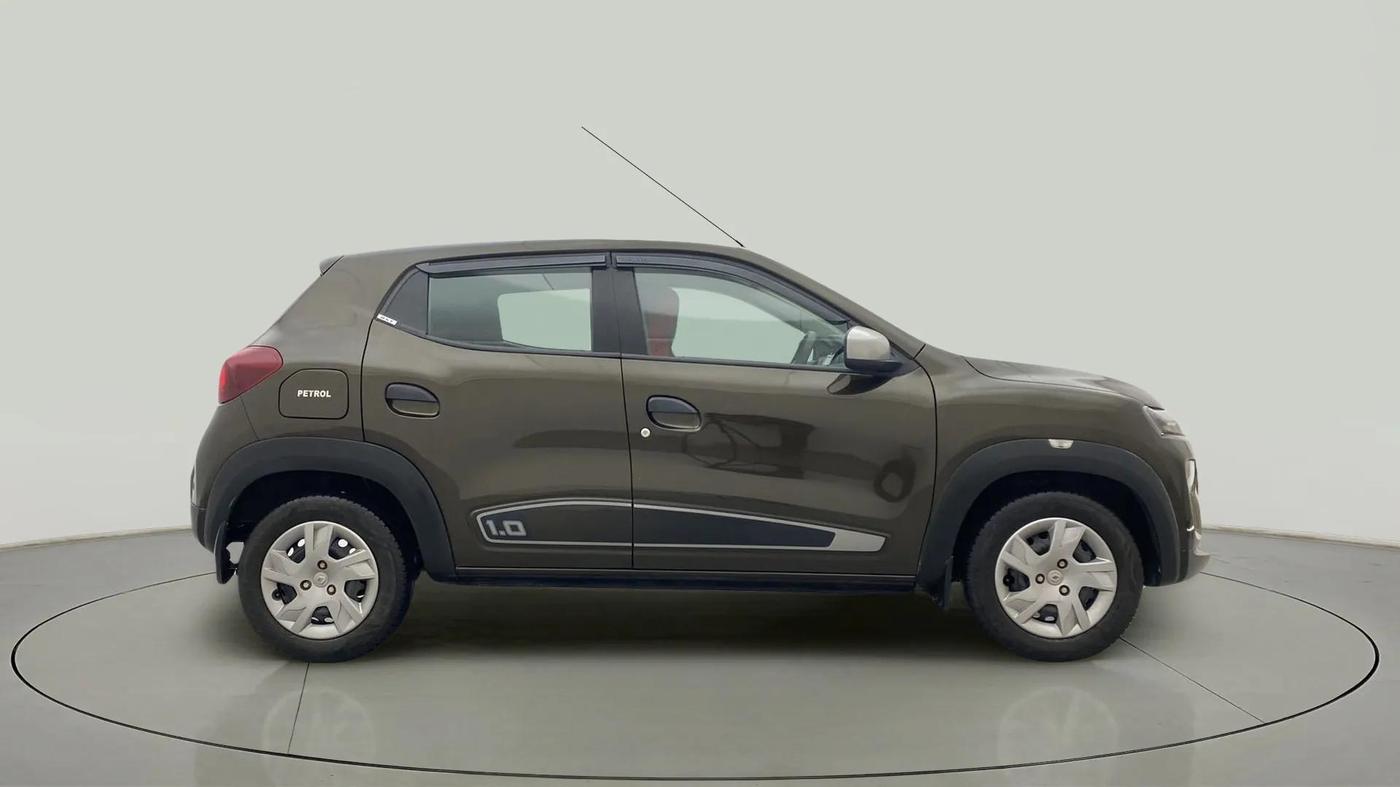 2021 Renault Kwid RXT 1.0 (O), Petrol, Manual, 22,925 km, Right Side View