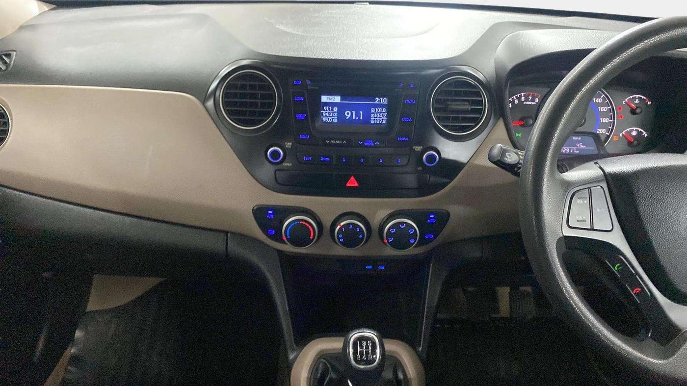 2015 Hyundai Grand i10 SPORTZ 1.2 KAPPA VTVT, Petrol, Manual, 72,923 km, Air Conditioner