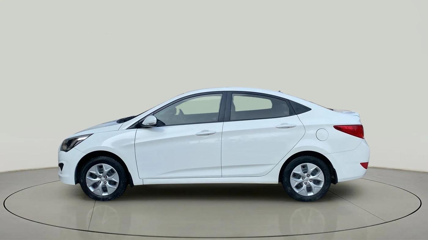 2015 Hyundai Verna FLUIDIC 4S 1.4 VTVT, Petrol, Manual, 35,379 km, Left Side