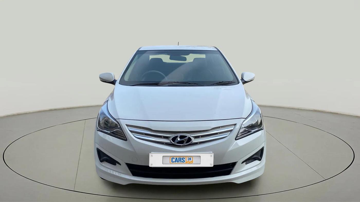 2015 Hyundai Verna FLUIDIC 4S 1.4 VTVT, Petrol, Manual, 35,379 km, Front