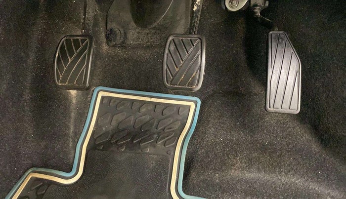 2020 Maruti New Wagon-R LXI 1.0, Petrol, Manual, 47,562 km, Pedals