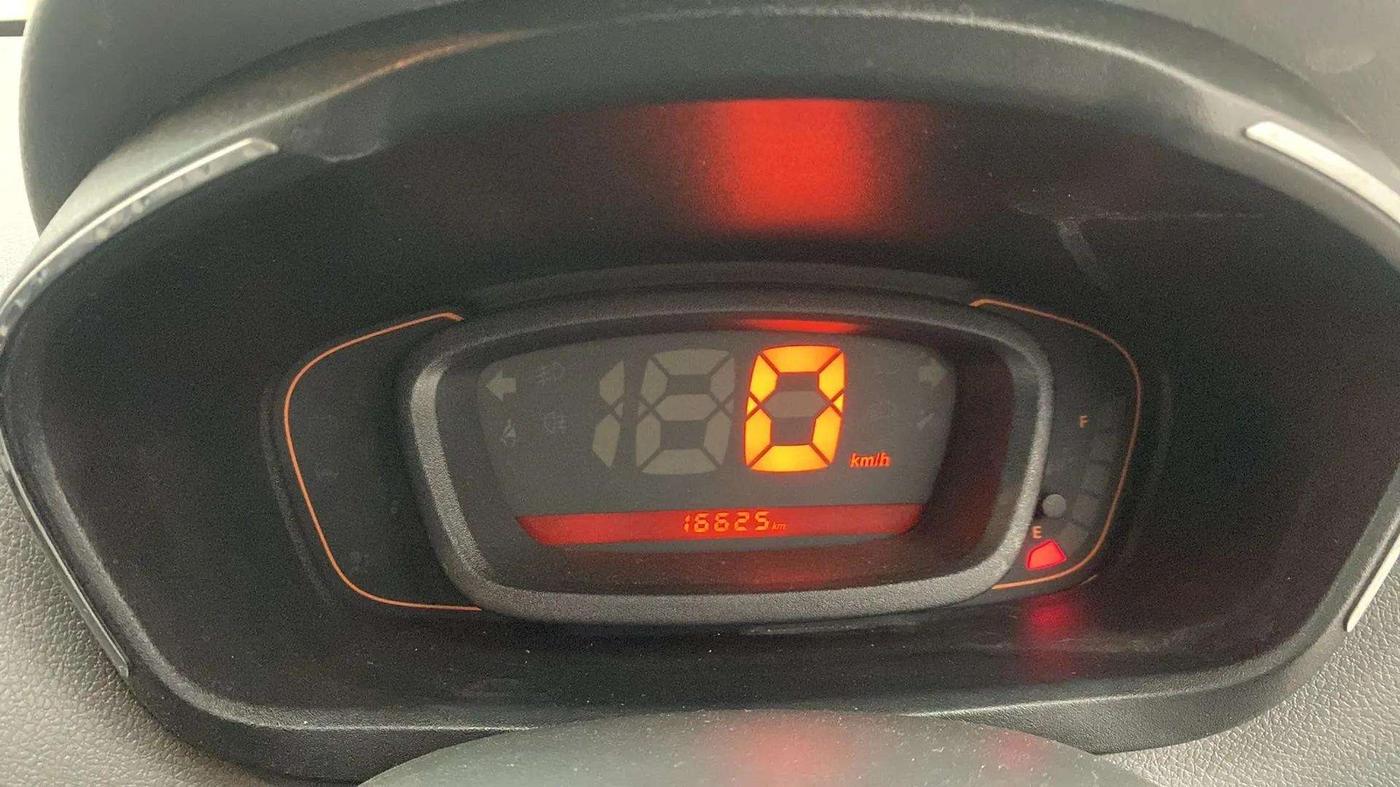 2016 Renault Kwid RXT 0.8, Petrol, Manual, 16,619 km, Odometer Image