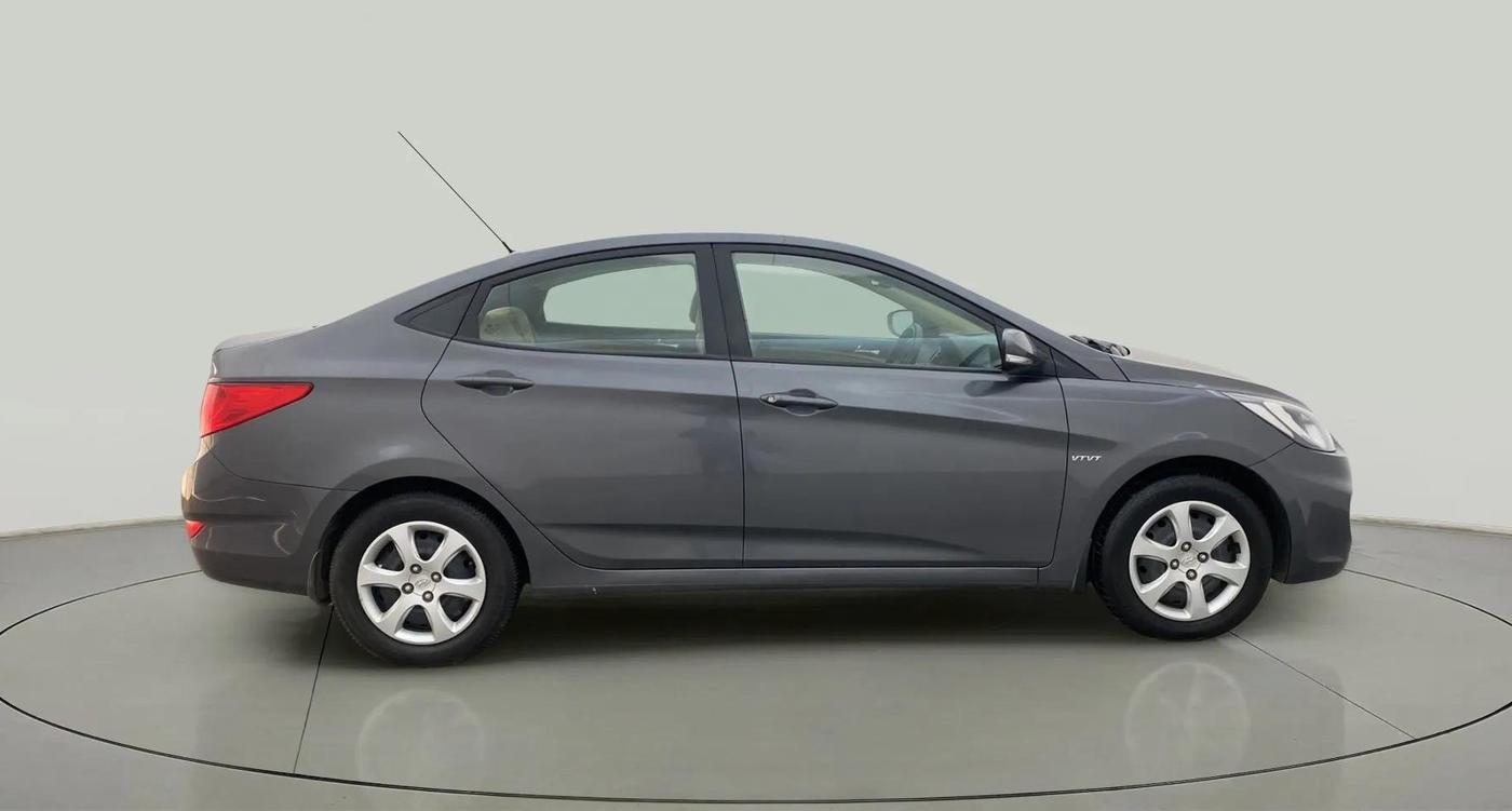 2013 Hyundai Verna FLUIDIC 1.6 VTVT EX, Petrol, Manual, 39,381 km, Right Side