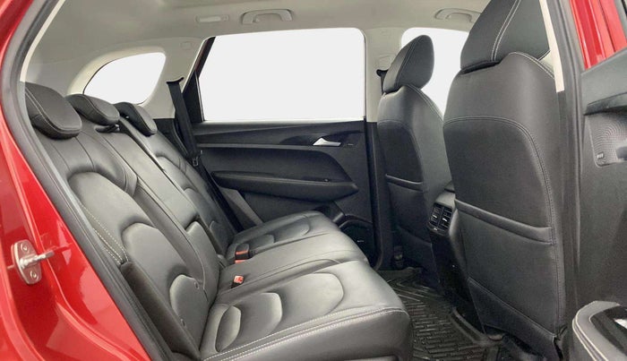 2019 MG HECTOR SHARP 1.5 DCT PETROL, Petrol, Automatic, 24,920 km, Right Side Rear Door Cabin