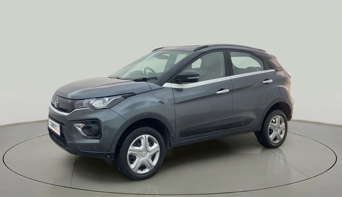 2022 Tata NEXON XM PLUS SUNROOF PETROL, Petrol, Manual, 30,697 km, Left Front Diagonal